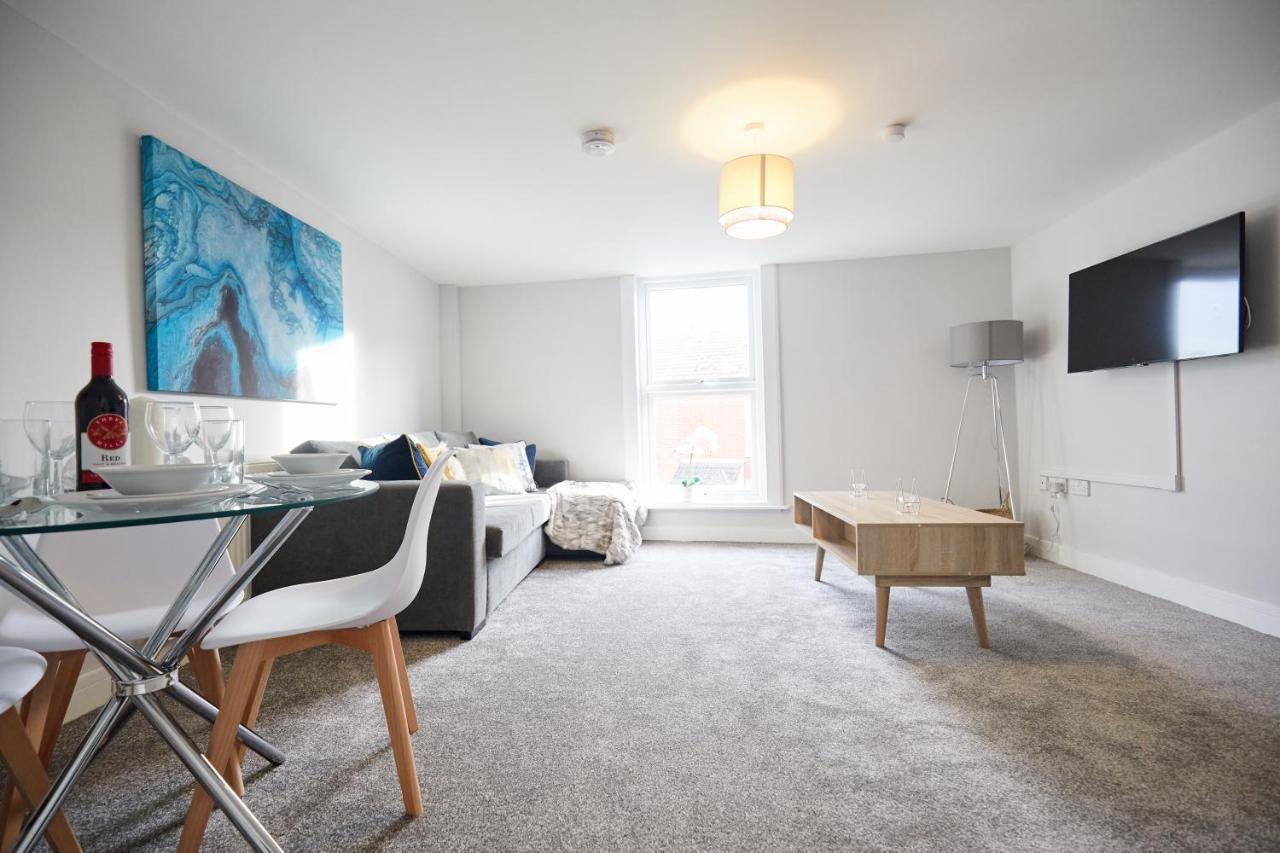 Homely - Great Yarmouth Beach Apartments Exteriör bild